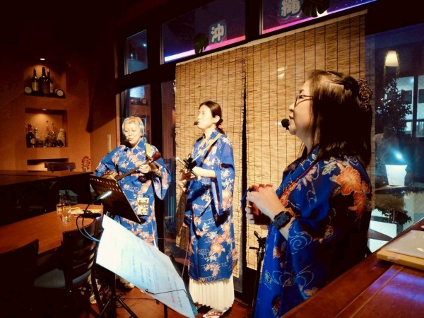 Okinawa Night – カリーさびら！